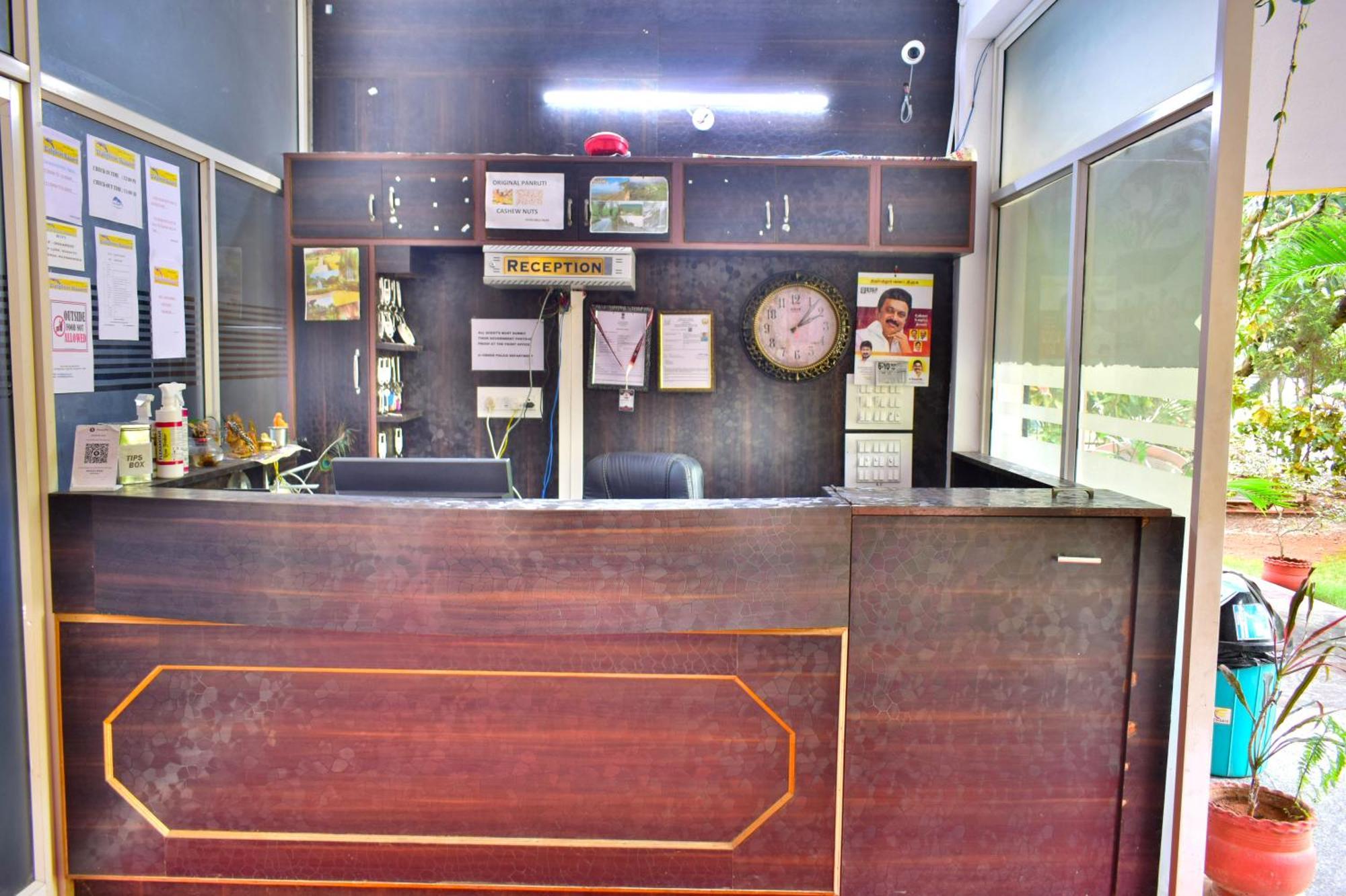 Dolphin Resort Yelagiri Exterior photo
